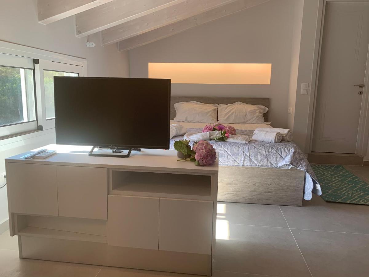 Terpsichore Boutique Bright New Sofita Studios And Appartment 다시아 외부 사진